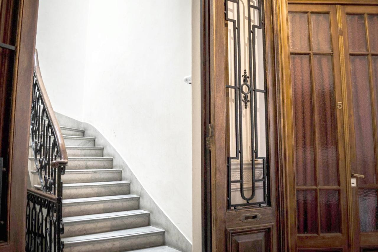 Voyage Recoleta Hostel ブエノスアイレス エクステリア 写真