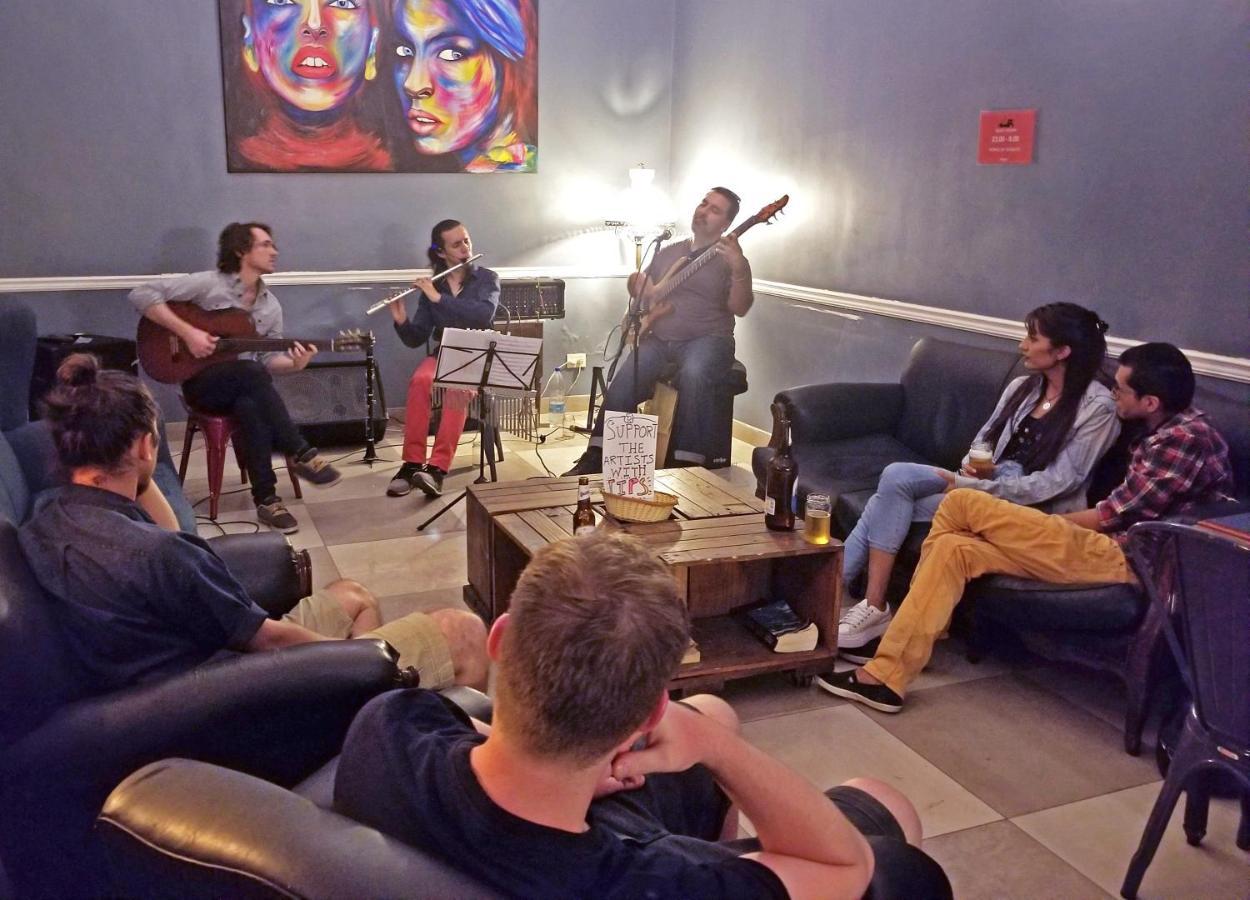 Voyage Recoleta Hostel ブエノスアイレス エクステリア 写真
